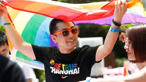 are there gay people in china